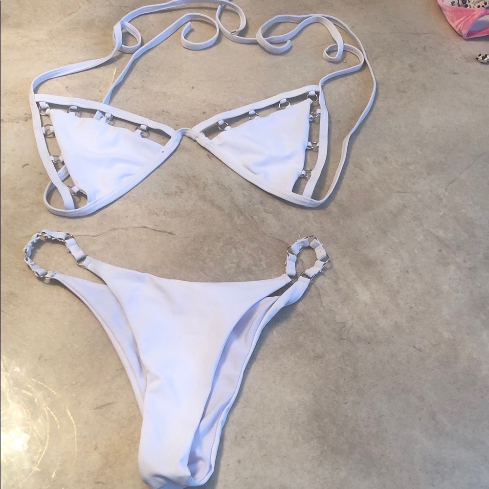 White Cutout Ring Detail Triangle Bikini